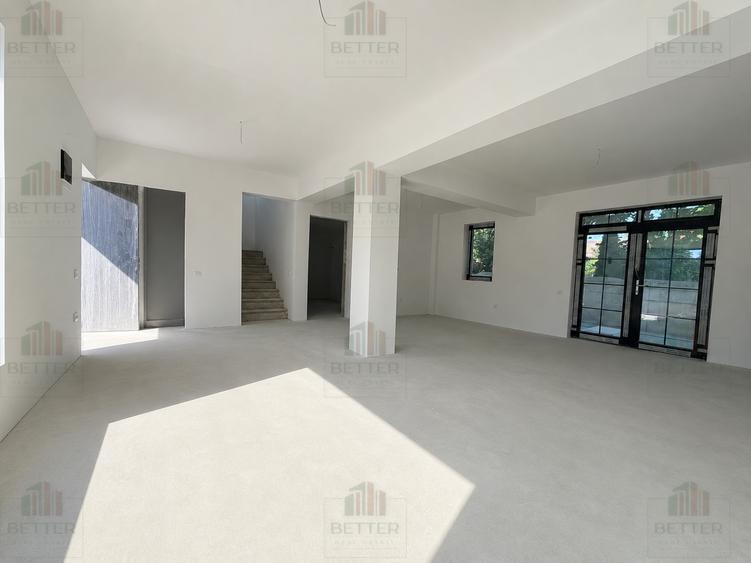 Casă individuală cu 5 camere cu Teren 275 Mp în Berceni