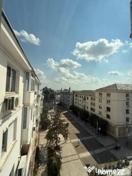 Apartament cu 2 camere decomandat în Ultracentral