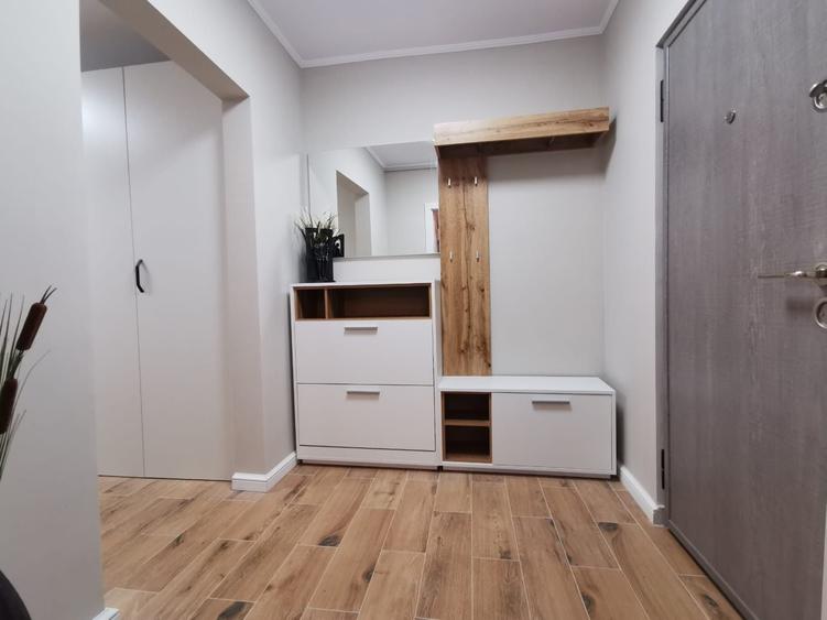 Apartament cu 2 camere decomandat în Calea Dumbrăvii