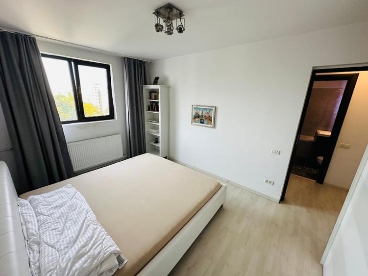 Apartament cu 3 camere semidecomandat, mobilat în Drumul Taberei