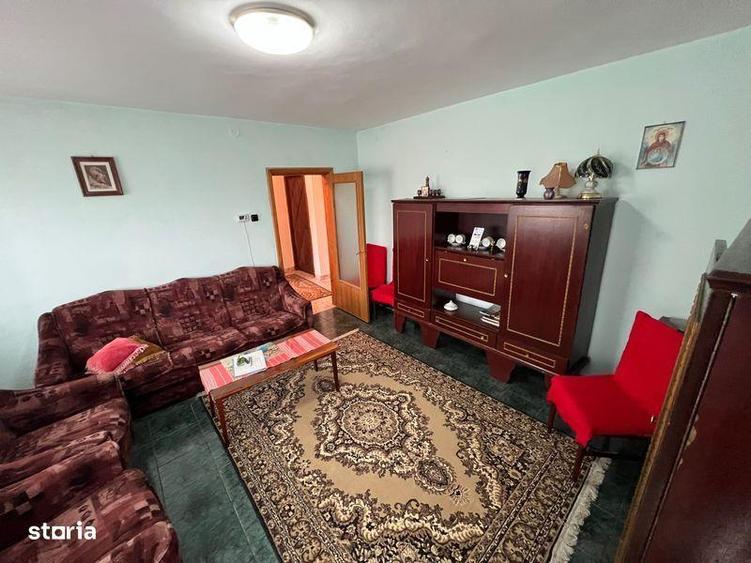Apartament cu 2 camere decomandat, mobilat în Central