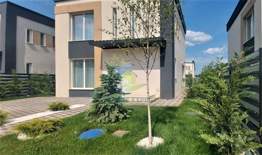 Casă individuală cu 4 camere cu Canalizare în Corbeanca