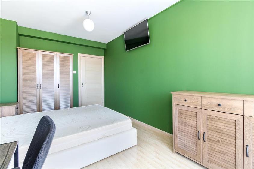 Apartament cu 2 camere semidecomandat în Bună Ziua