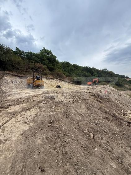Teren agricol extravilan de 1126 mp, în Dâmbul Rotund