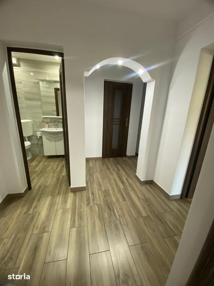Apartament cu 2 camere decomandat în Energiei