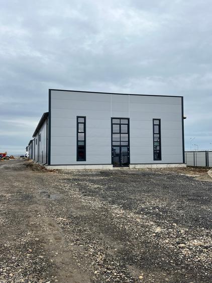Spațiu industrial, de 590 mp, în Exterior Sud