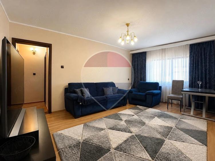 Apartament cu 3 camere decomandat în City Park Mall