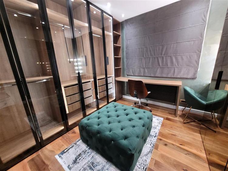 Apartament cu 3 camere decomandat, mobilat în Exterior Nord