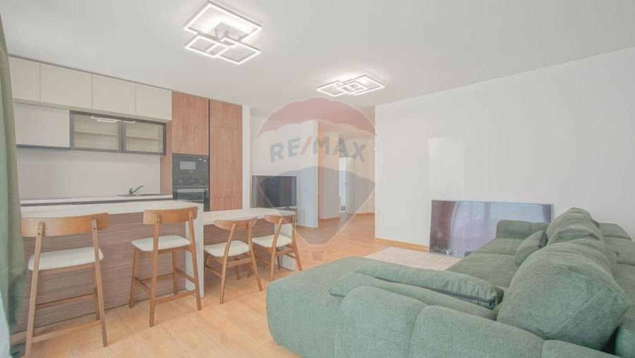 Penthouse Brasov | Prima închiriere | 95 mp utili + 36 mp balcoane - 1