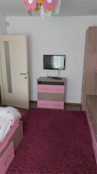 Apartament cu 3 camere decomandat în Traian