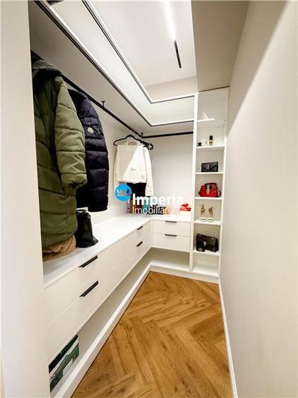 Apartament cu 3 camere decomandat în Copou