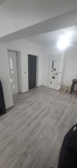 Apartament cu 3 camere decomandat în Gălăuțaș