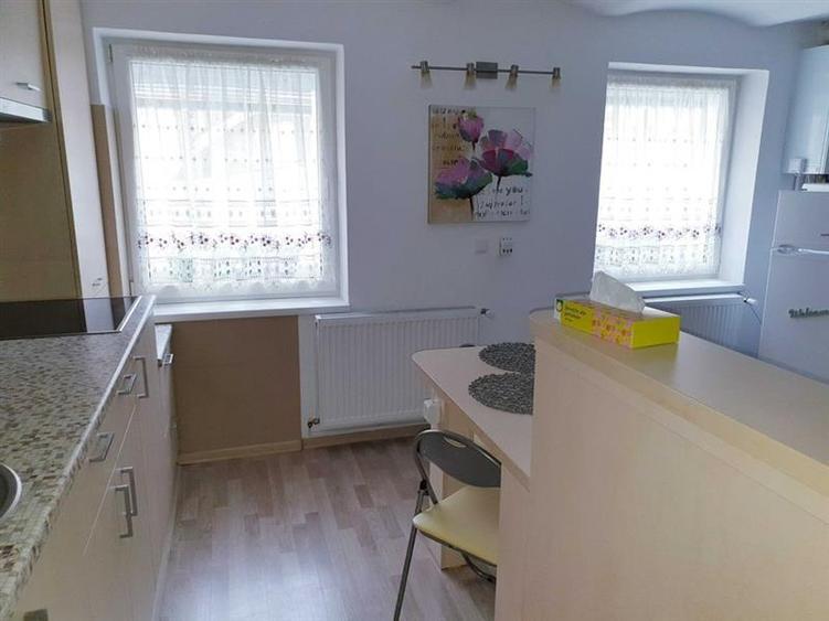 Apartament cu 4 camere decomandat, mobilat în Centrul Istoric