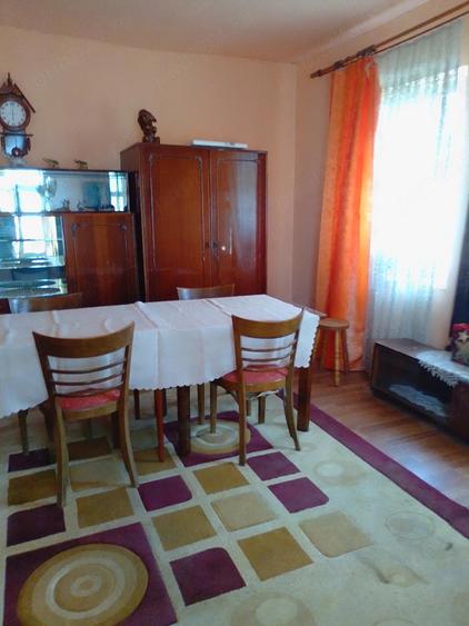 Casă cu 3 camere cu Teren 836 Mp în Giarmata