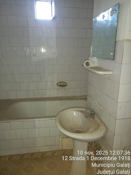Apartament cu 2 camere decomandat în Micro 14
