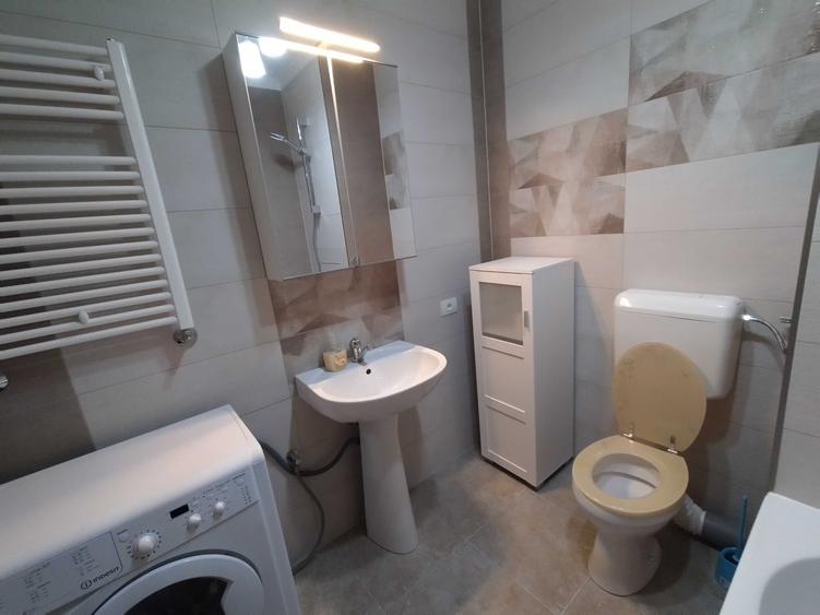 Apartament cu 2 camere semidecomandat în Ștefan cel Mare