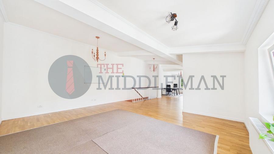 Apartament cu 6 camere decomandat în Dorobanți