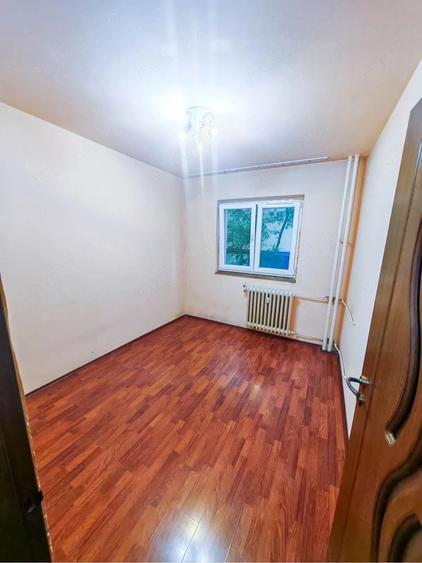 Apartament cu 2 camere nedecomandat în Berceni