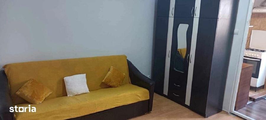 Garsonieră în Podu Roș