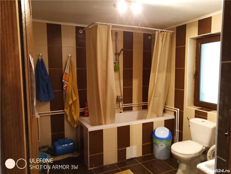 Casă cu 6 camere cu Teren 970 Mp în Pojorâta