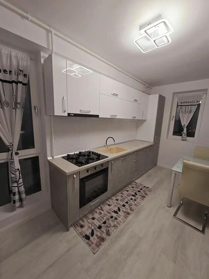 Apartament cu 2 camere decomandat, mobilat în Doamna Ghica