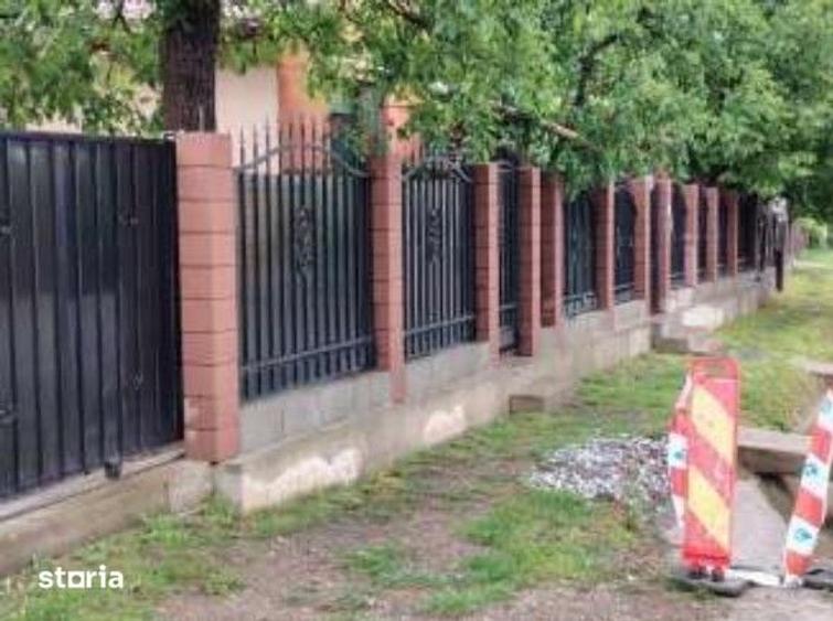 Casă cu 4 camere cu Teren 1000 Mp în Dorobanț