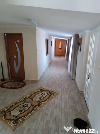 Casă cu 4 camere cu Teren 5200 Mp în Rădăuți