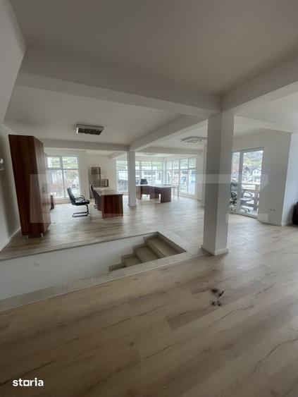 Spațiu comercial, de 110 mp, în Central