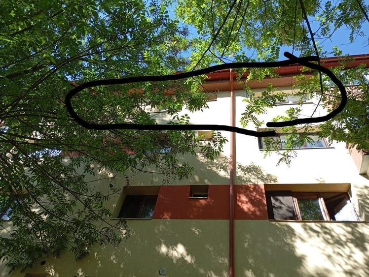 Apartament cu 2 camere decomandat în Roșia