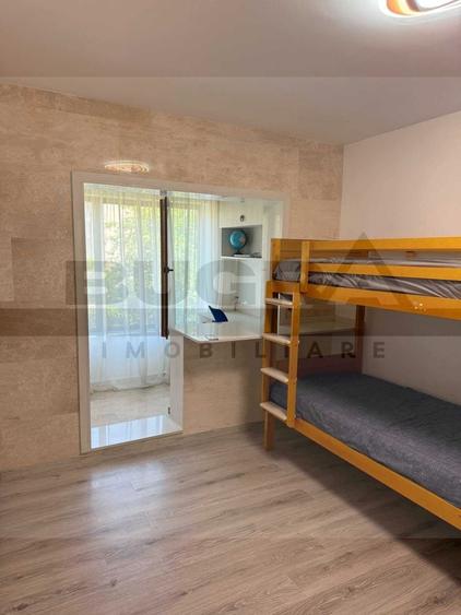 Apartament cu 3 camere decomandat în Mărăști