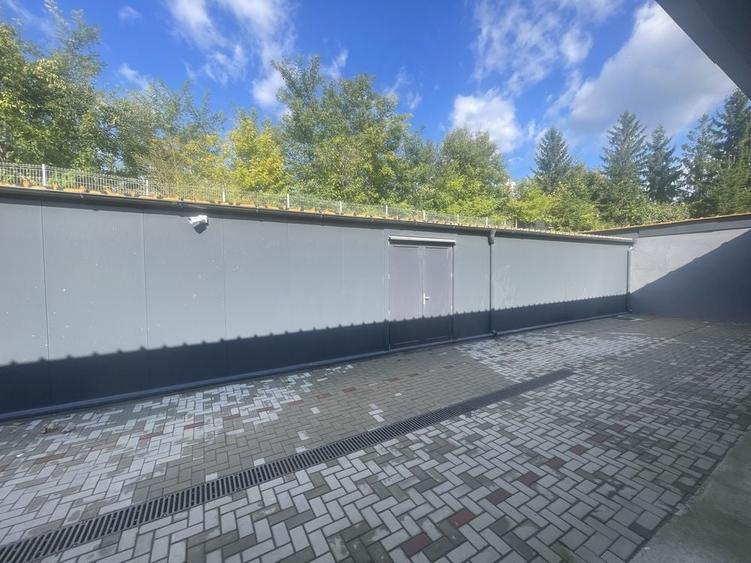 Spațiu comercial, de 225 mp, în Central