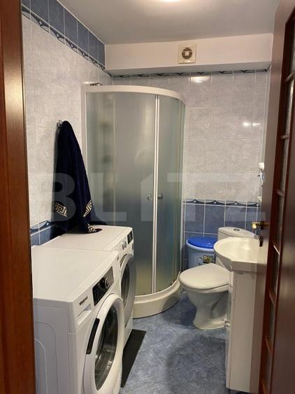 Apartament cu 4 camere decomandat, mobilat în Independenței