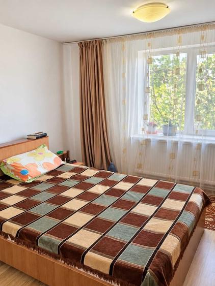 Casă cu 4 camere cu Teren 650 Mp în Central