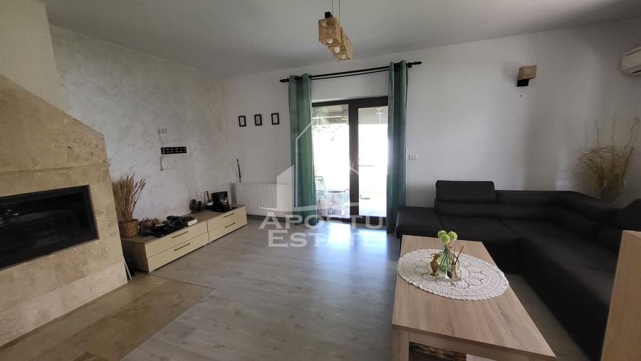 Duplex cu 4 camere cu Canalizare în Dumbrăvița