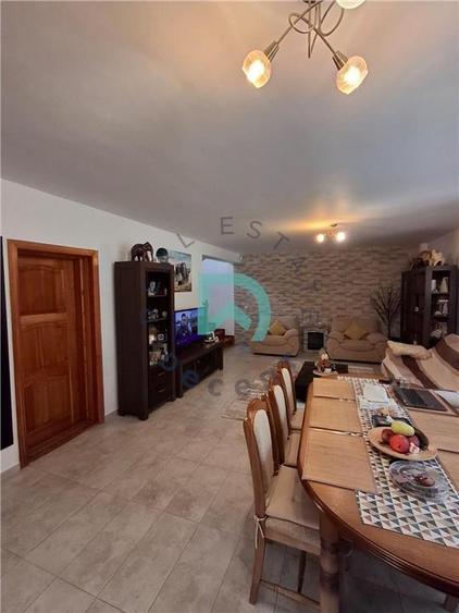 Casă individuală cu 5 camere cu Teren 700 Mp în Dâmbul Morii