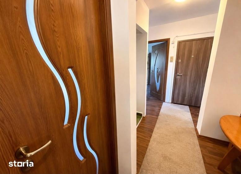 Apartament cu 2 camere decomandat în Lipovei