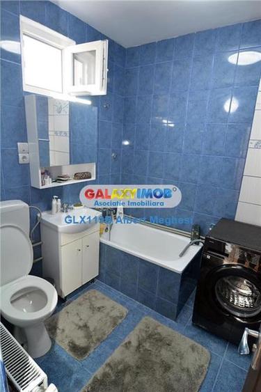 Casă cu 5 camere cu Teren 300 Mp în Est
