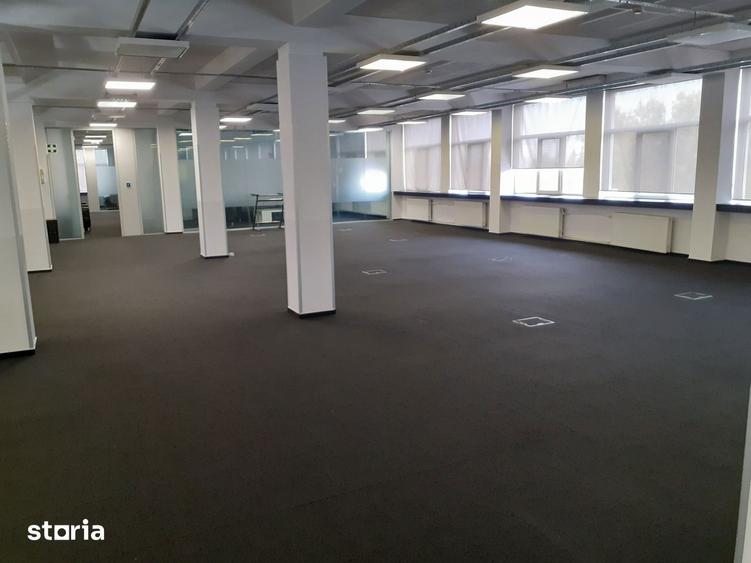 Spațiu comercial, de 3,000 mp, în Basarabia