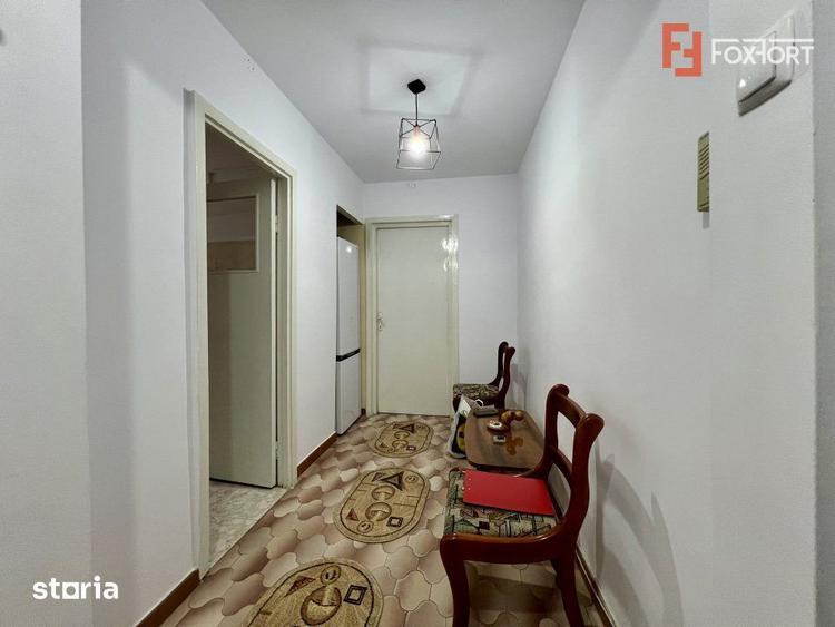 Apartament cu 2 camere semidecomandat, mobilat în Olimpia-Stadion