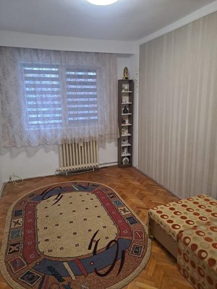 Apartament cu 2 camere decomandat, mobilat în Mănăștur