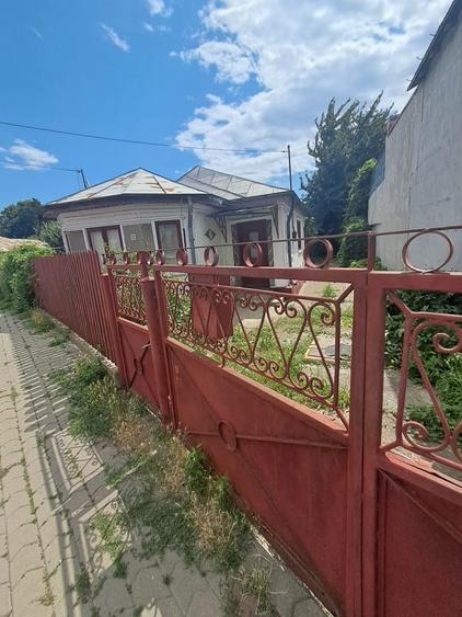 Casă individuală cu 2 camere cu Canalizare în Brăilei