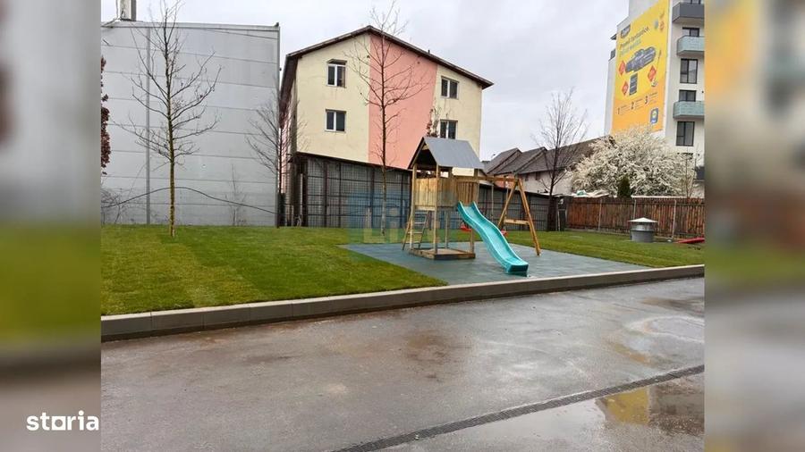 Apartament cu 2 camere semidecomandat, mobilat în Bulgaria