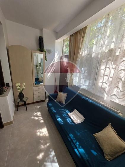 Apartament cu 2 camere decomandat, mobilat în P-ța Romană