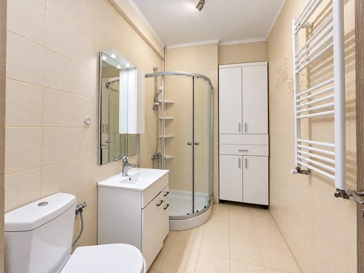 Apartament cu 2 camere decomandat, mobilat în Energia