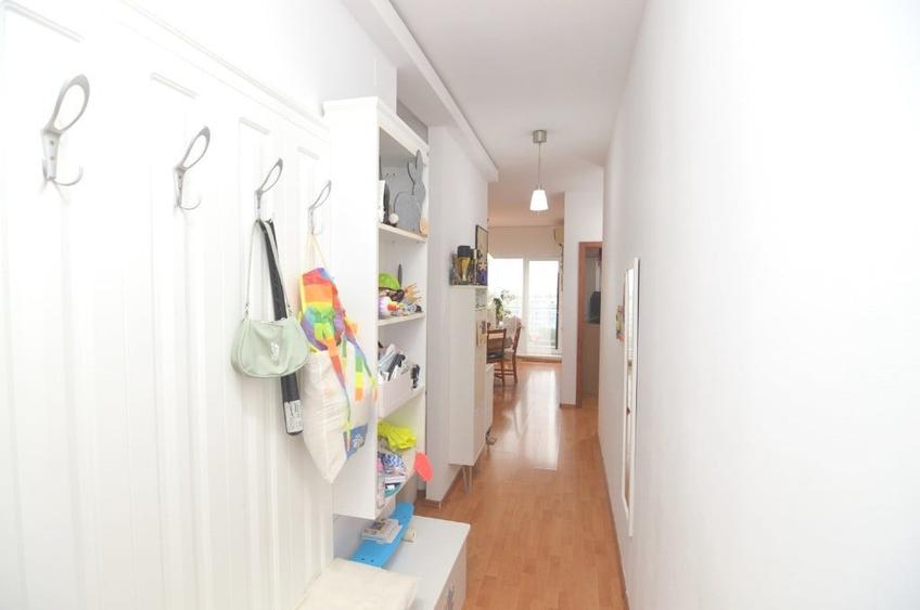 Apartament cu 2 camere semidecomandat în Titan