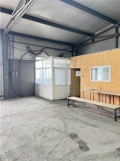 Spațiu industrial, de 1,200 mp, în Brazi