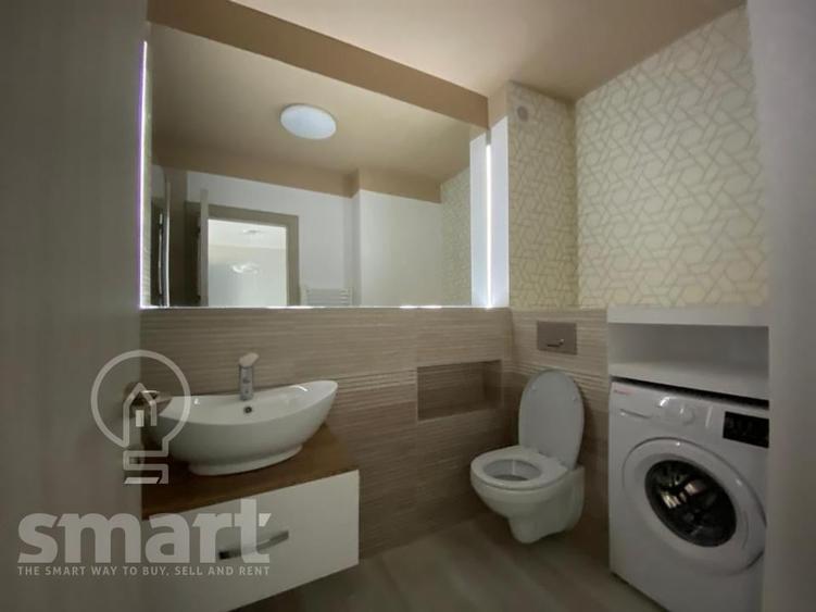 Apartament cu 2 camere semidecomandat, mobilat în Central
