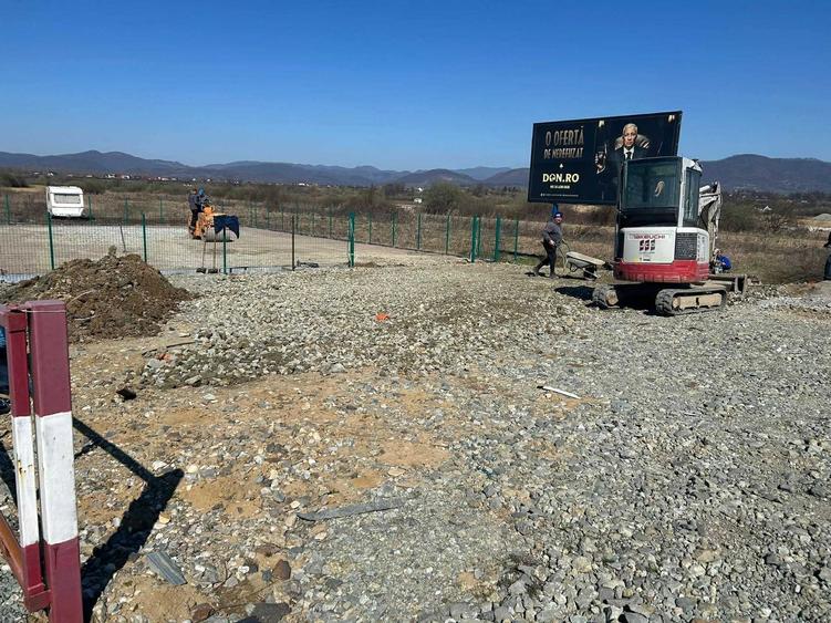 Teren de 2810 mp, în Recea