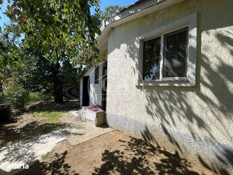 Casă cu 2 camere decomandat în Sititelec
