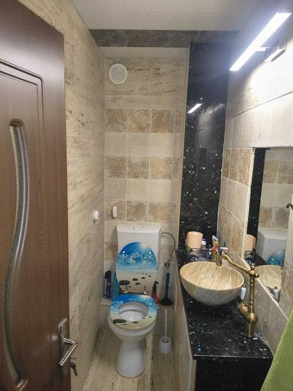 Apartament cu 3 camere decomandat în Aeroport